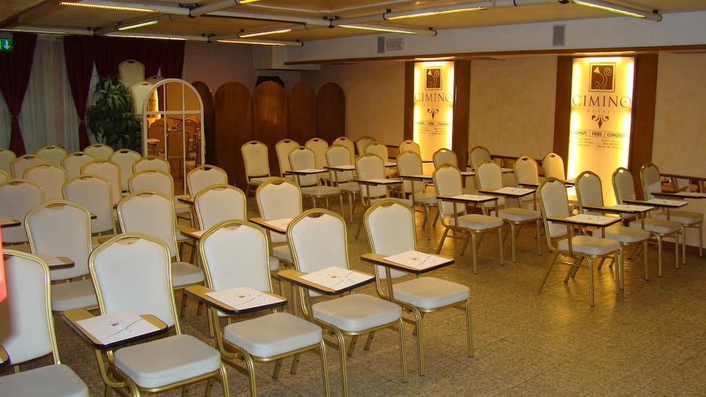 Hotel Vienna Ostenda E Ristorante Il Danubio Ріміні Екстер'єр фото